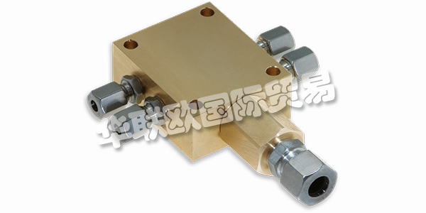 REBS Zentralschmiertechnik GmbH成立于1948年，現(xiàn)已發(fā)展成為一家現(xiàn)代化的國際公司。這家家族企業(yè)現(xiàn)已進(jìn)入第三代管理層，在全球擁有150多名員工，是中央潤滑技術(shù)眾多領(lǐng)域的領(lǐng)先供應(yīng)商。